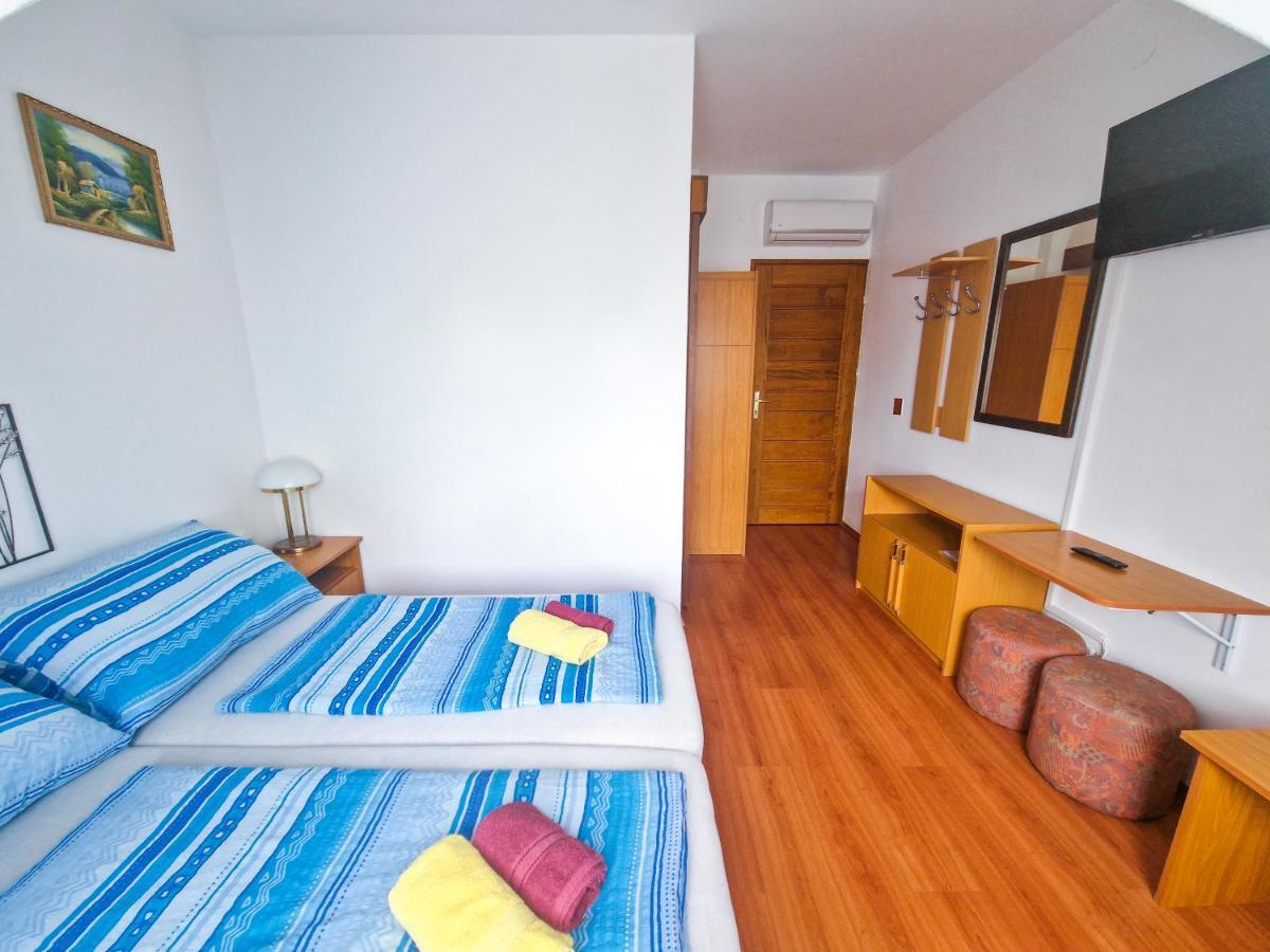 Weinberger Vendeghaz Otel Zamárdi Dış mekan fotoğraf