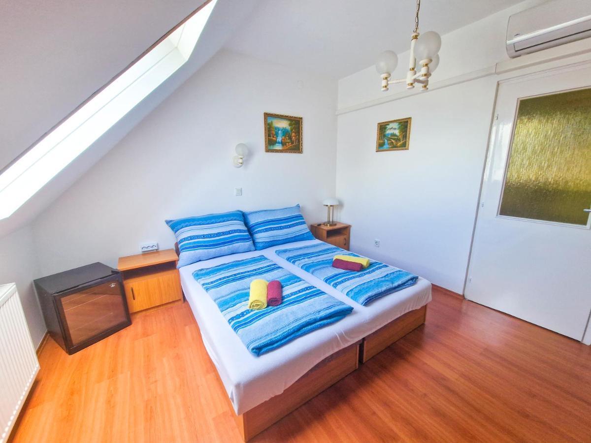Weinberger Vendeghaz Otel Zamárdi Dış mekan fotoğraf