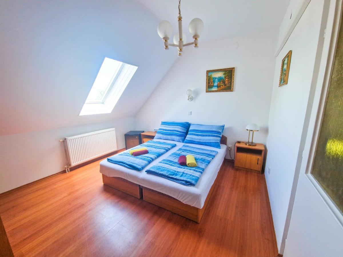 Weinberger Vendeghaz Otel Zamárdi Dış mekan fotoğraf