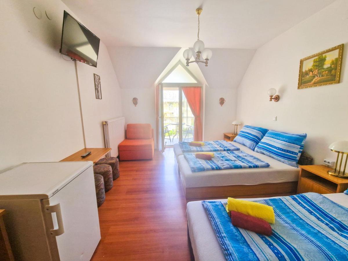 Weinberger Vendeghaz Otel Zamárdi Dış mekan fotoğraf