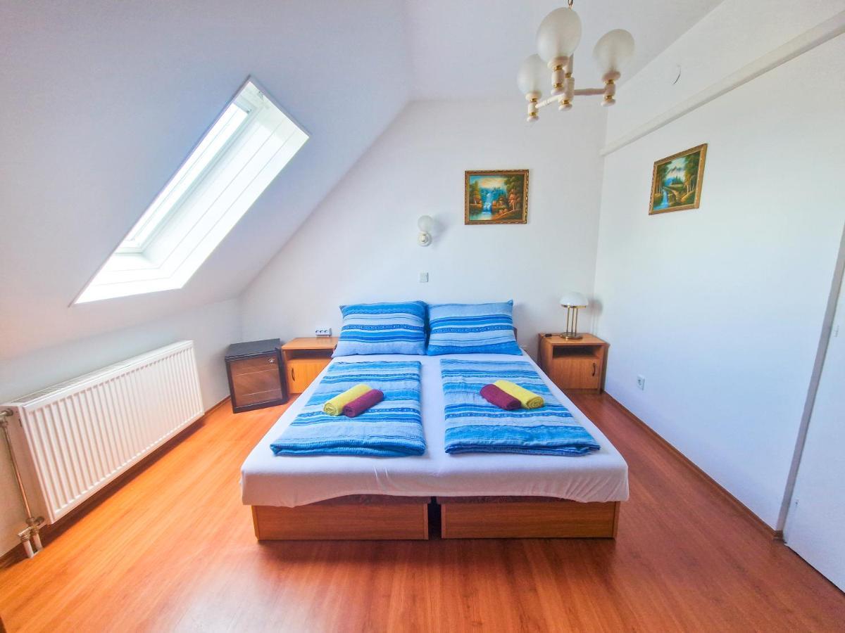 Weinberger Vendeghaz Otel Zamárdi Dış mekan fotoğraf