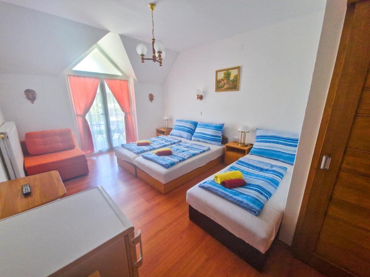 Weinberger Vendeghaz Otel Zamárdi Dış mekan fotoğraf