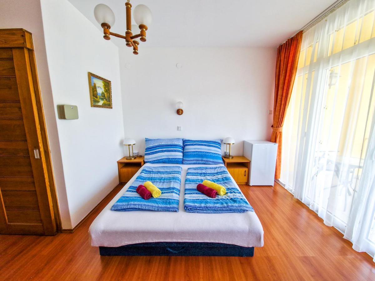 Weinberger Vendeghaz Otel Zamárdi Dış mekan fotoğraf