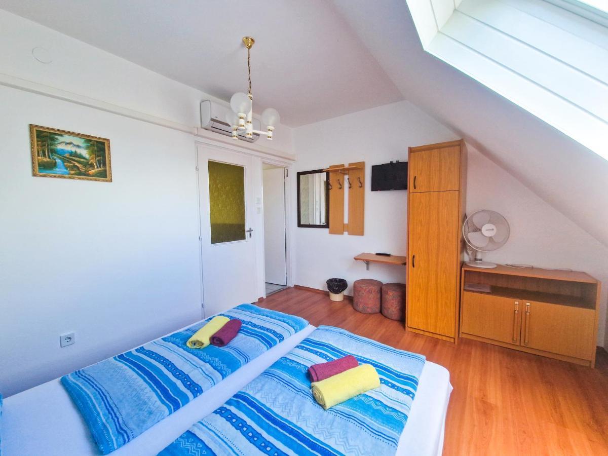 Weinberger Vendeghaz Otel Zamárdi Dış mekan fotoğraf